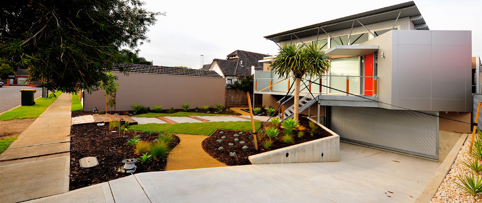 Bi-fold Aluminum Doors & Windows